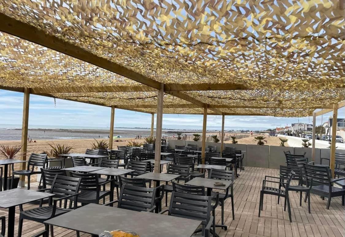 Acadie Saint Victor - Hotel Restaurant - Face Mer - Chatelaillon Plage Εξωτερικό φωτογραφία