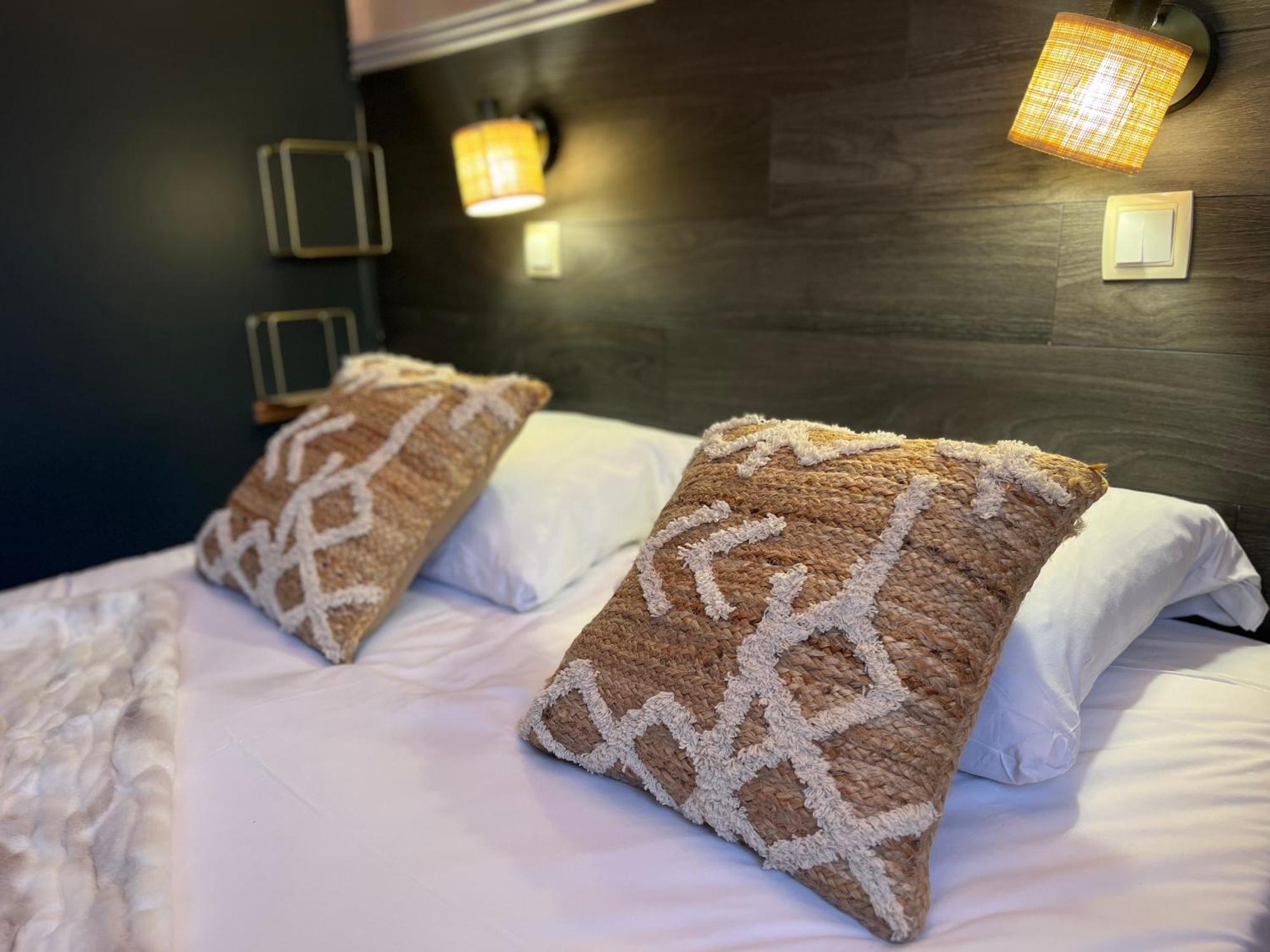 Acadie Saint Victor - Hotel Restaurant - Face Mer - Chatelaillon Plage Εξωτερικό φωτογραφία