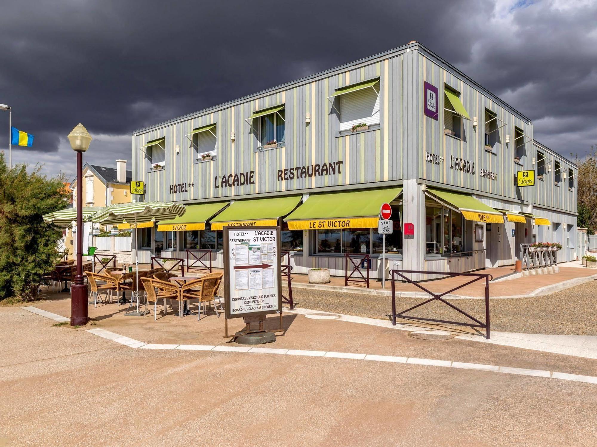 Acadie Saint Victor - Hotel Restaurant - Face Mer - Chatelaillon Plage Εξωτερικό φωτογραφία